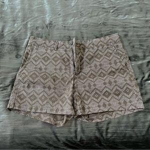 Banana Republic Multi-Patterned Short size 8